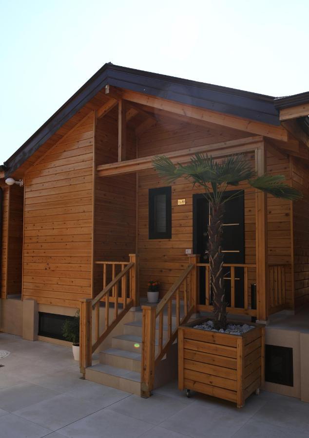 Bujtina Siar Hotel Pogradec Ngoại thất bức ảnh